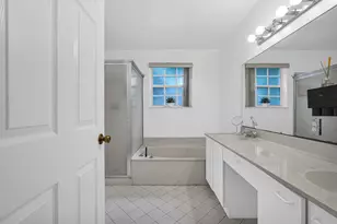 527 NW 87th Ln, Coral Springs, FL 33071 - Photo 21