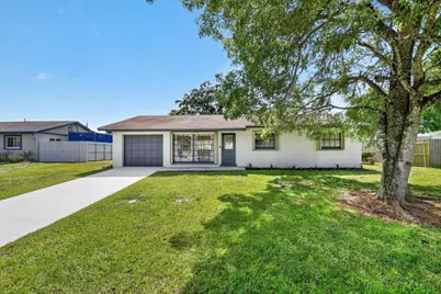 432 W Shadyside Circle, West Palm Beach, FL 33415 - Photo 1