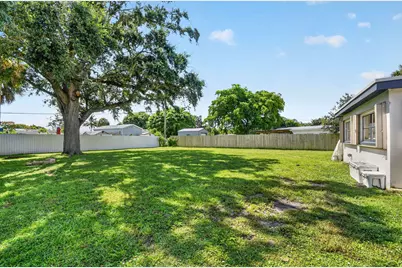 432 W Shadyside Circle, West Palm Beach, FL 33415 - Photo 29