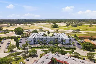 3000 E Sunrise Lakes Dr E, Sunrise, FL 33322 - Photo 37
