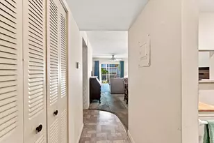 3000 E Sunrise Lakes Dr E, Sunrise, FL 33322 - Photo 5