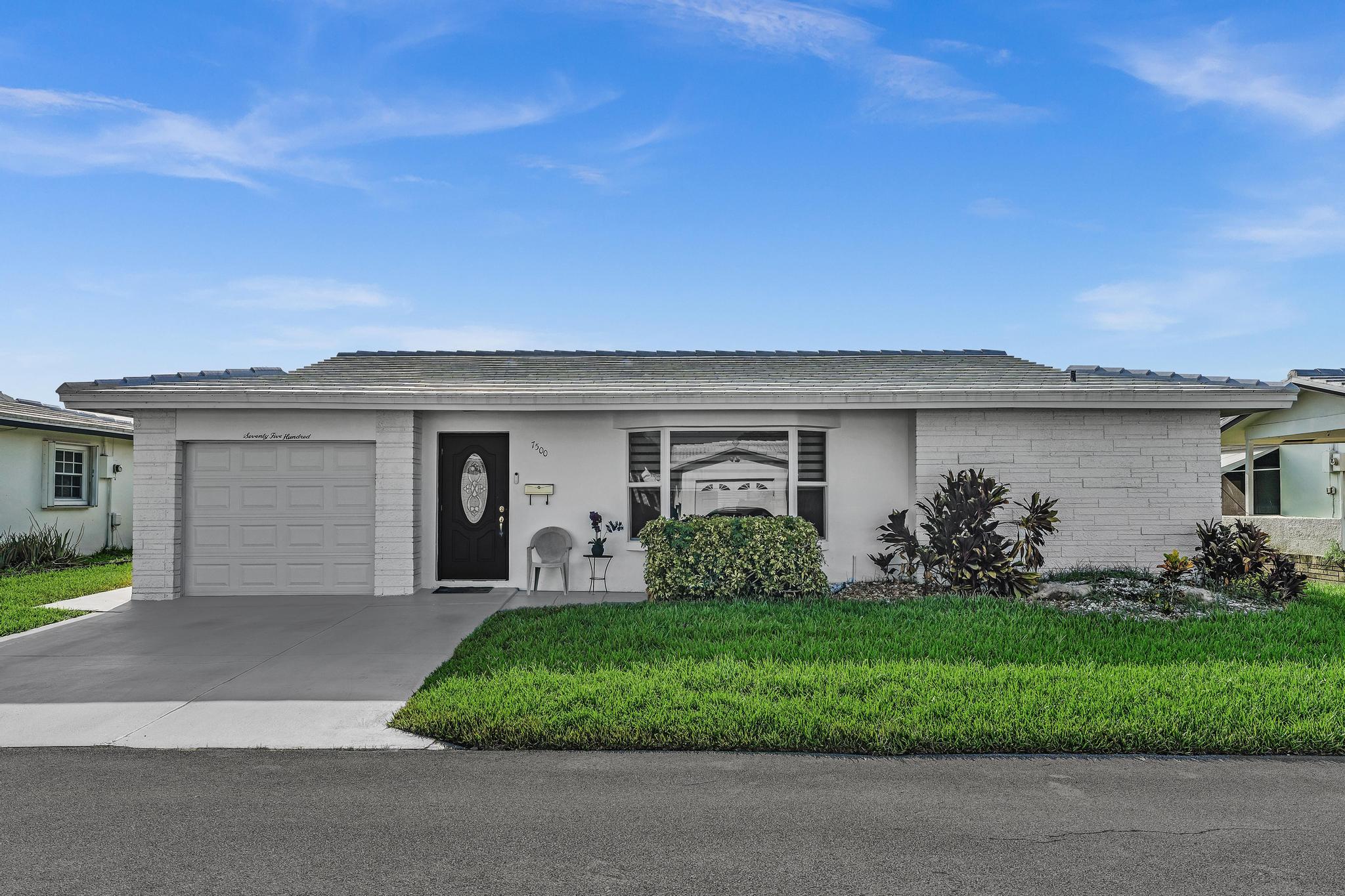 7500 NW 73rd Ave - 7500 NW 73rd Ave, Tamarac, FL 33321 Luxury Property | Jose Angel Pina