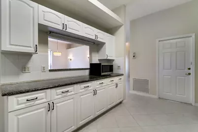 639 NW Venetto Court, Port Saint Lucie, FL 34986 - Photo 15