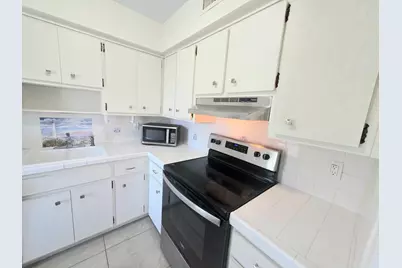 777 SE 2nd Avenue #207, Deerfield Beach, FL 33441 - Photo 13
