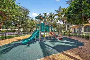 3085 N Evergreen Cir, Boynton Beach, FL 33426 - Photo 49