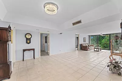 501 SW 11th Place #412, Boca Raton, FL 33432 - Photo 9