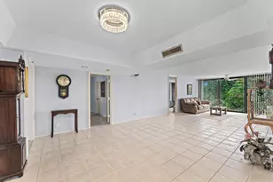 501 SW 11th Pl, Boca Raton, FL 33432 - Photo 9