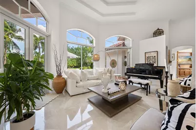 2480 Poinciana Lane, Weston, FL 33327 - Photo 3
