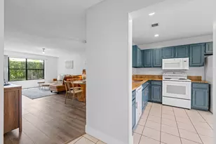 12999 Odessa Trail, Wellington, FL 33414 - Photo 5