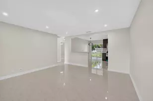 3943 Roan Ct W, Palm Beach Gardens, FL 33403 - Photo 5