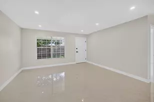3943 Roan Ct W, Palm Beach Gardens, FL 33403 - Photo 3
