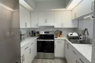 12850 SW 4th Ct, Pembroke Pines, FL 33027 - Photo 1