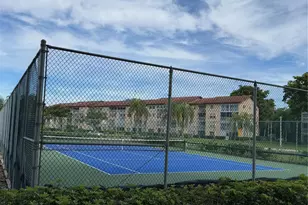 12850 SW 4th Ct, Pembroke Pines, FL 33027 - Photo 17