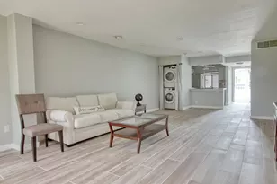 4471 Luxemburg Ct, Lake Worth, FL 33467 - Photo 9