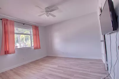 4471 Luxemburg Court #206, Lake Worth, FL 33467 - Photo 13