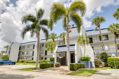 4471 Luxemburg Court #206, Lake Worth, FL 33467 - Photo 5