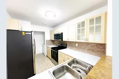 614 SW 106th Avenue #1507, Pembroke Pines, FL 33025 - Photo 3