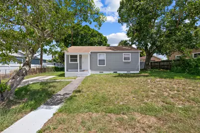947 43rd Street, West Palm Beach, FL 33407 - Photo 1