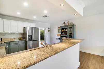104 Banyan Circle, Jupiter, FL 33458 - Photo 13