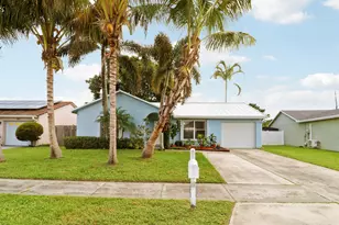 104 Banyan Cir, Jupiter, FL 33458 - Photo 1