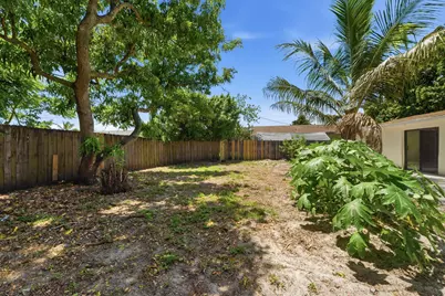 4888 Prince Drive, Lake Worth Beach, FL 33461 - Photo 29
