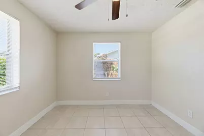 4888 Prince Drive, Lake Worth Beach, FL 33461 - Photo 17