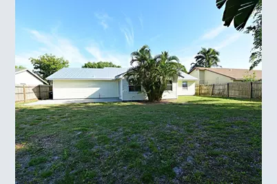 598 NE Maranta Terrado NE, Jensen Beach, FL 34957 - Photo 21