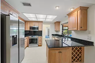 180 Bayberry Pl, Jupiter, FL 33458 - Photo 5