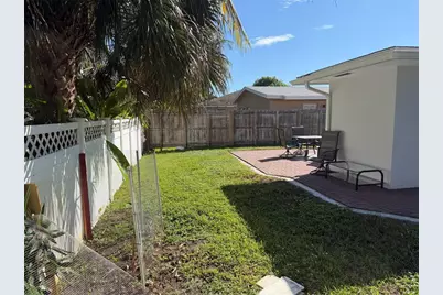 1077 NE 34th Street #3, Oakland Park, FL 33334 - Photo 25