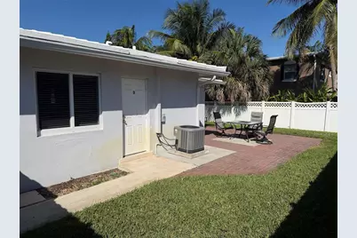 1077 NE 34th Street #3, Oakland Park, FL 33334 - Photo 27