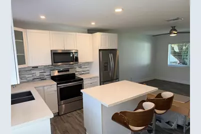 1077 NE 34th Street #3, Oakland Park, FL 33334 - Photo 9