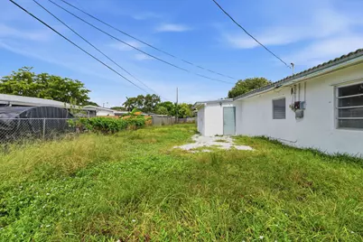 1640 NE 32nd Place, Pompano Beach, FL 33064 - Photo 29
