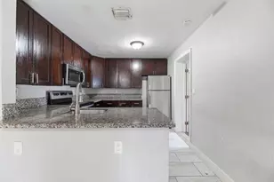 1640 NE 32nd Pl, Pompano Beach, FL 33064 - Photo 11