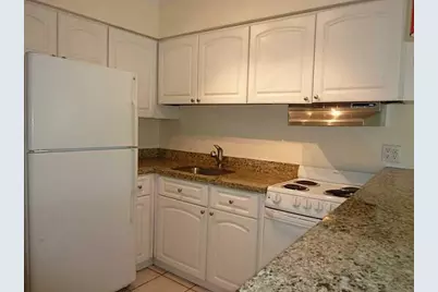 2124 NE 5th Avenue #103, Wilton Manors, FL 33305 - Photo 3