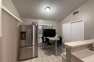 13025 Meadowbreeze Dr, Wellington, FL 33414 - Photo 13