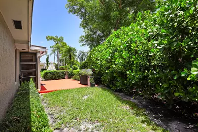 6858 Fountains Circle, Lake Worth, FL 33467 - Photo 39
