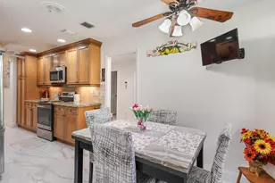 6858 Fountains Cir, Lake Worth, FL 33467 - Photo 19