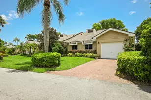 6858 Fountains Cir, Lake Worth, FL 33467 - Photo 3