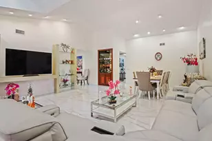 6858 Fountains Cir, Lake Worth, FL 33467 - Photo 9