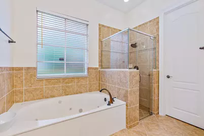 1058 Vintner Boulevard, Palm Beach Gardens, FL 33410 - Photo 15