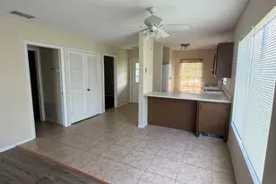 1720 SE Linpark Ct, Port Saint Lucie, FL 34952 - Photo 7