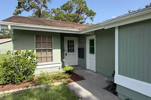 1720 SE Linpark Ct, Port Saint Lucie, FL 34952 - Photo 3