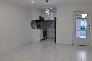 2739 Emory Dr W, West Palm Beach, FL 33415 - Photo 9