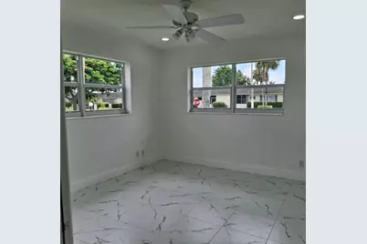 2739 Emory Drive W #J, West Palm Beach, FL 33415 - Photo 11