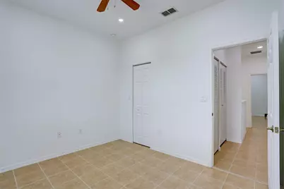 2851 W Prospect Road #305, Tamarac, FL 33309 - Photo 13