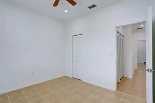 2851 W Prospect Rd, Tamarac, FL 33309 - Photo 13