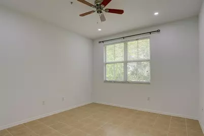 2851 W Prospect Road #305, Tamarac, FL 33309 - Photo 13