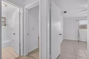 101 E Beverly Road E, Jupiter, FL 33469 - Photo 27