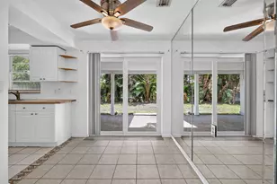 101 E Beverly Road E, Jupiter, FL 33469 - Photo 17