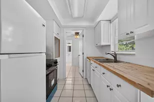 101 E Beverly Road E, Jupiter, FL 33469 - Photo 21